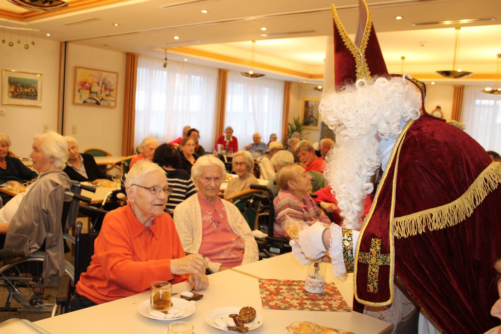 Nikolaus u. Krampus