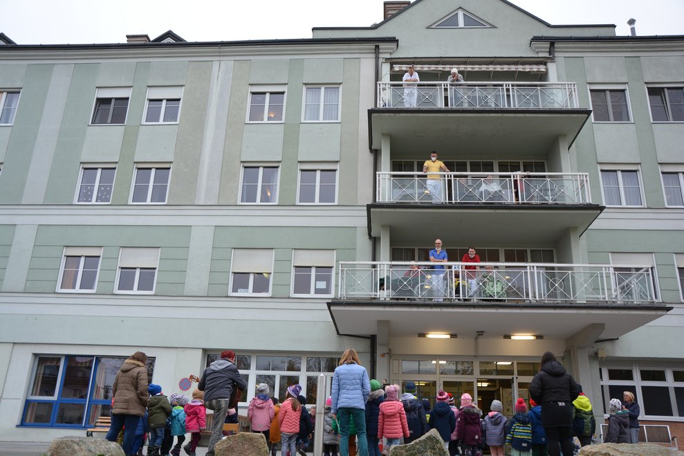 die singenden Kindergartenkinder