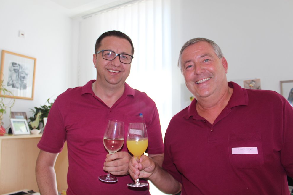 Unsere beiden Haustechniker Sejid und Ernst...