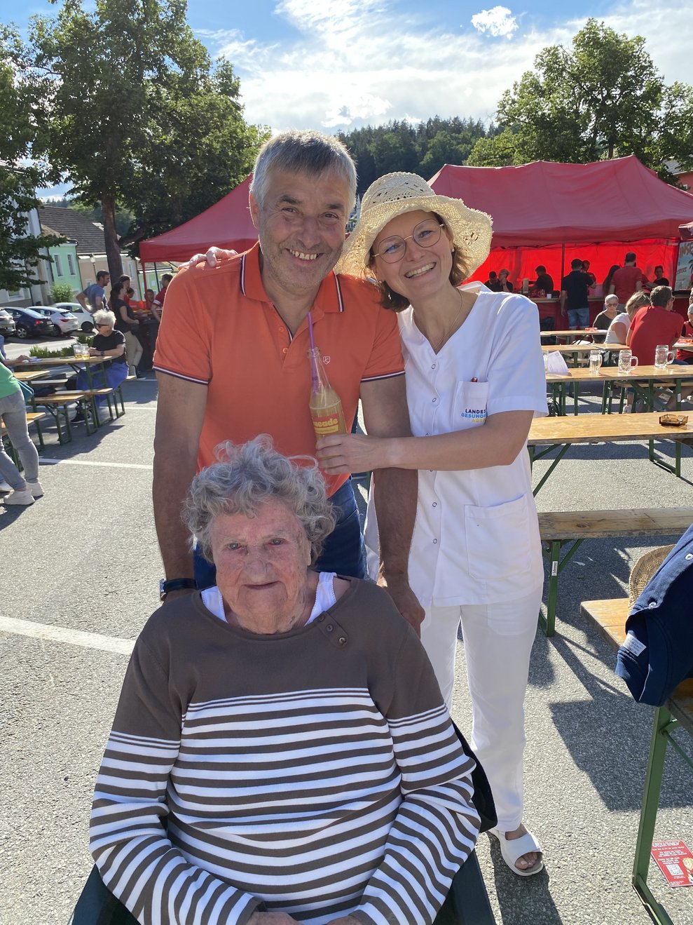 Mit 102 Jahren, wie immer ein von den Letzten.