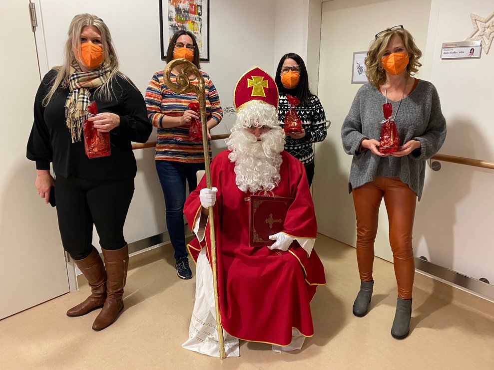 Herzlich willkommen, lieber Nikolaus.