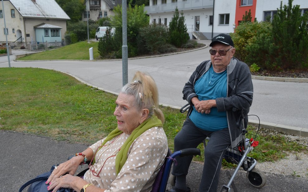 BewohnerInnen beobachten 