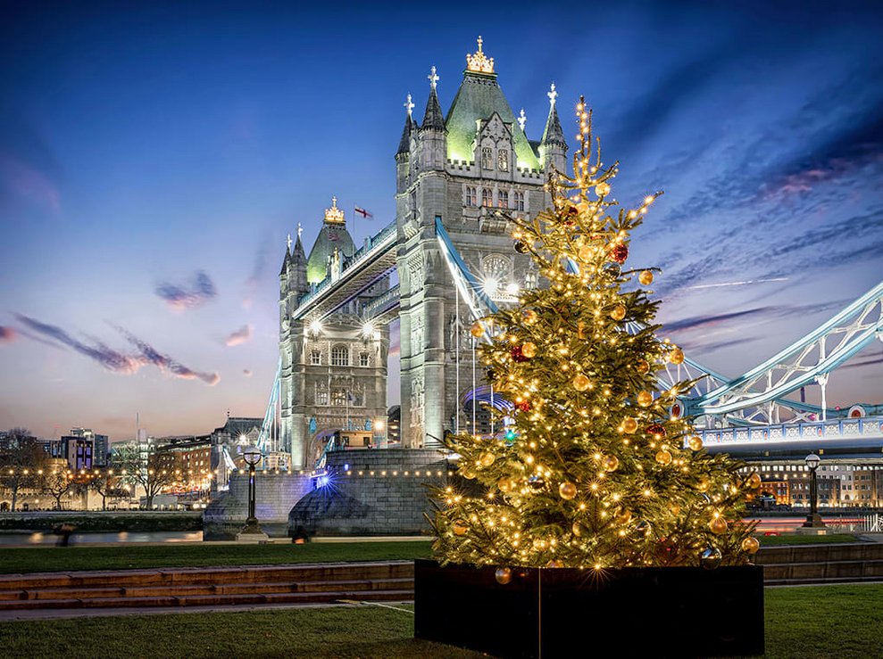 Der Trend zeigt, dass es immer beliebter wird, in der Vorweihnachtszeit irgendwo hinzufliegen, um Christkindlmärkte zu besuchen. London liegt anscheinend ziemlich weit vorne auf Beliebtheitsskala.