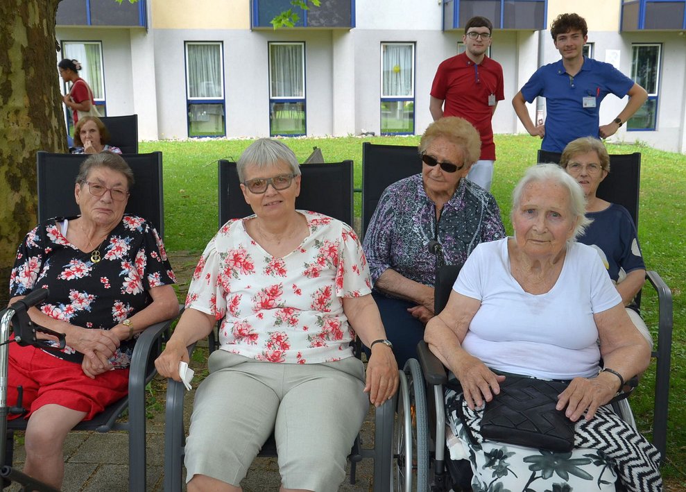 Eine Gruppe Menschen