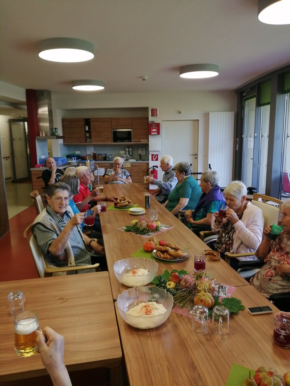 Essen und Trinken hält Leib und Seele zusammen.