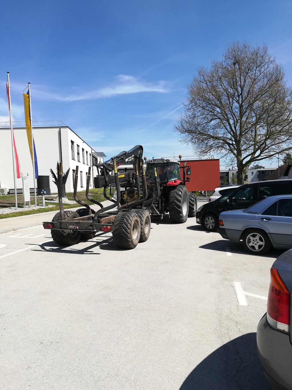 Ein Traktor.