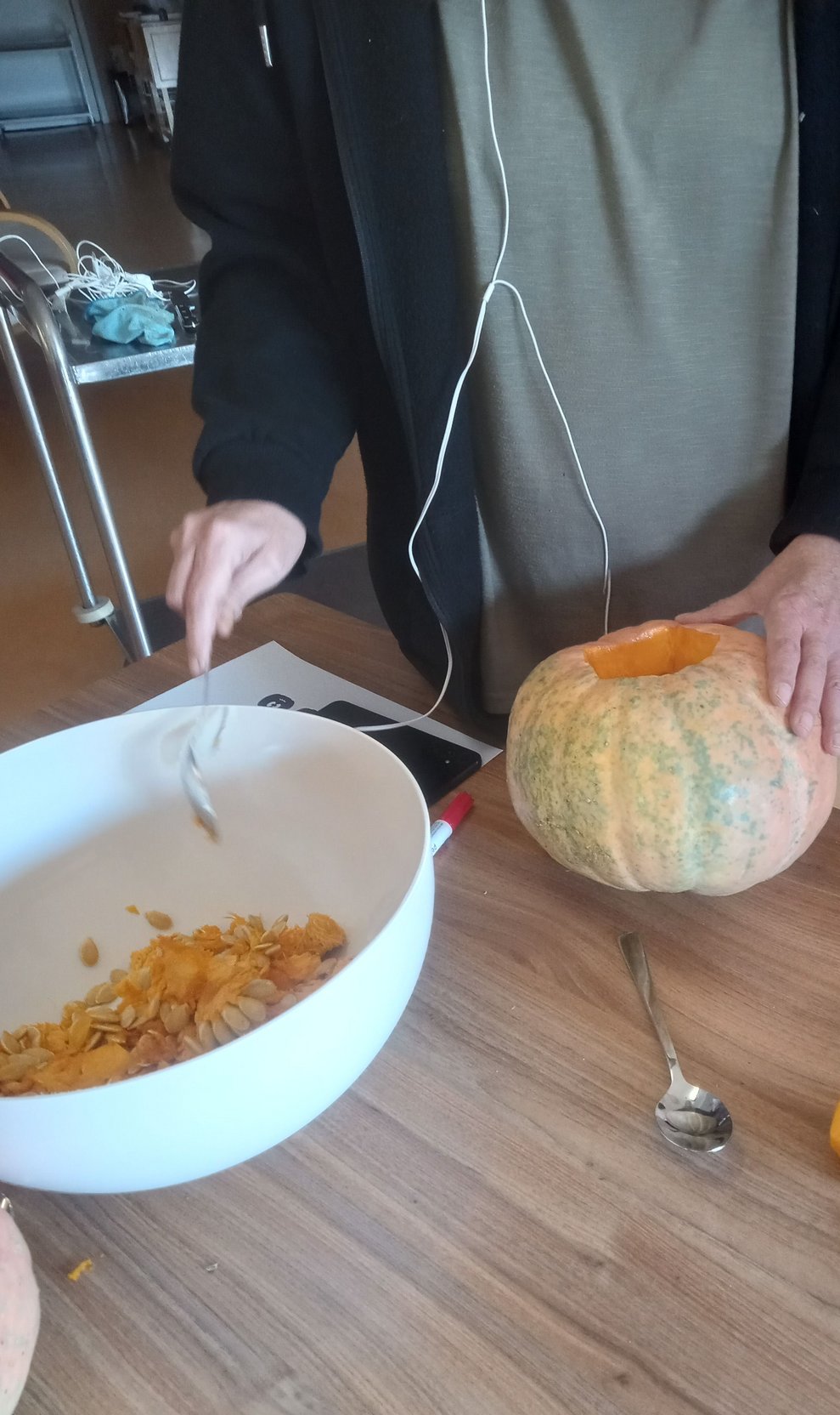 Selbst ein kleiner Kürbis hat ganz schön viel "Innenleben".