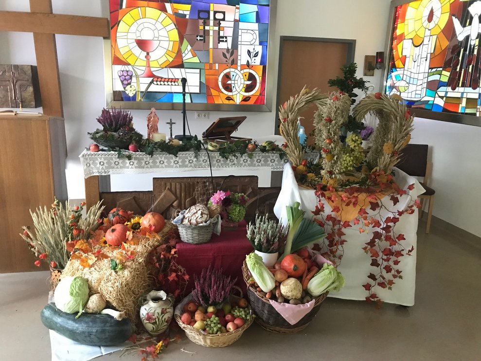 ein aufwendig geschmückter Altar