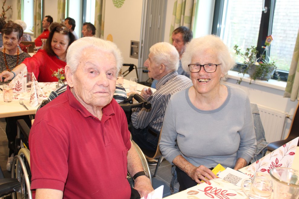 Bewohner/innen und Angehörige