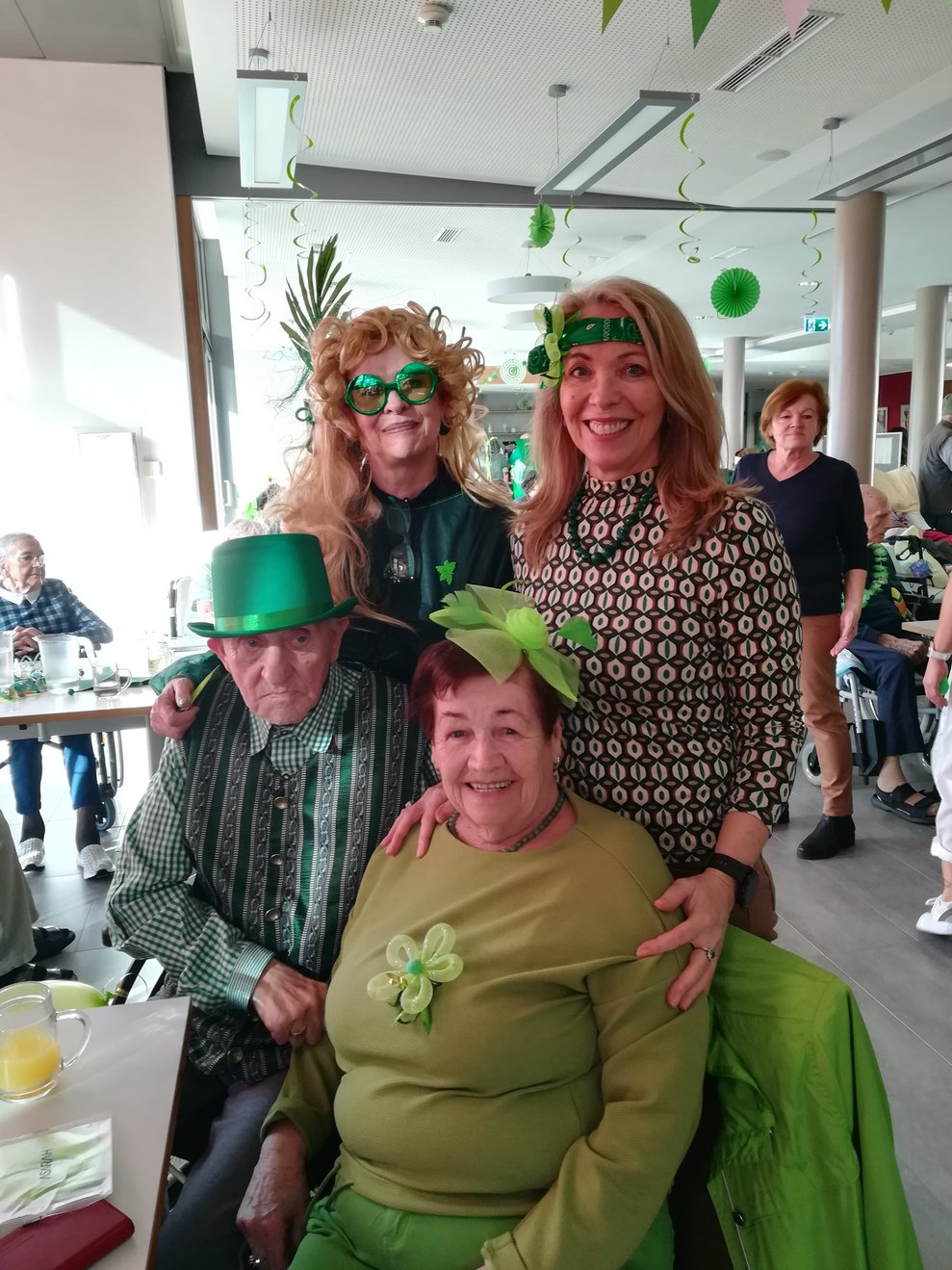Unsere Frau Direktor mit ihren Eltern und ihrer Schwester.