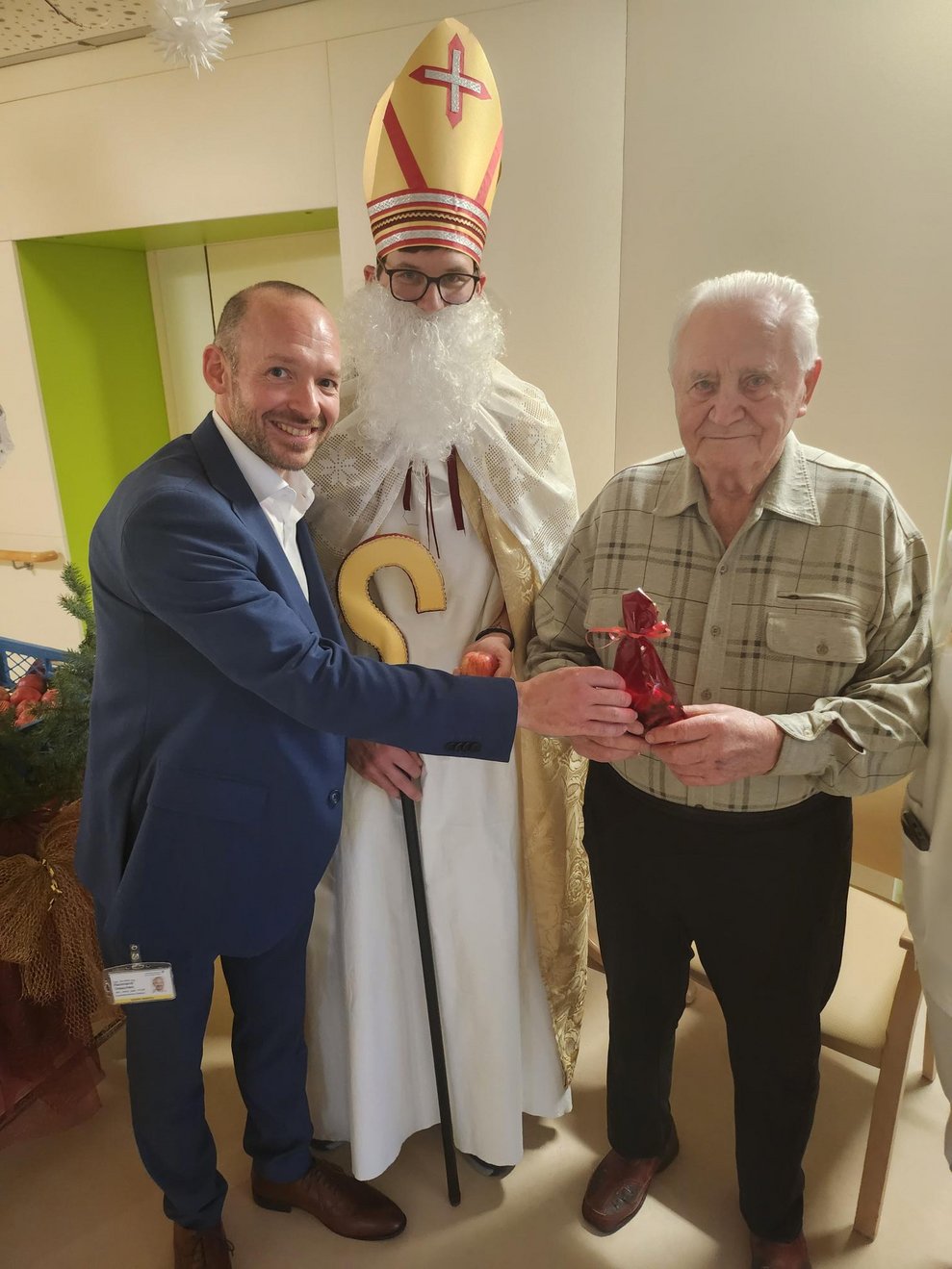 Bewohner und Nikolaus