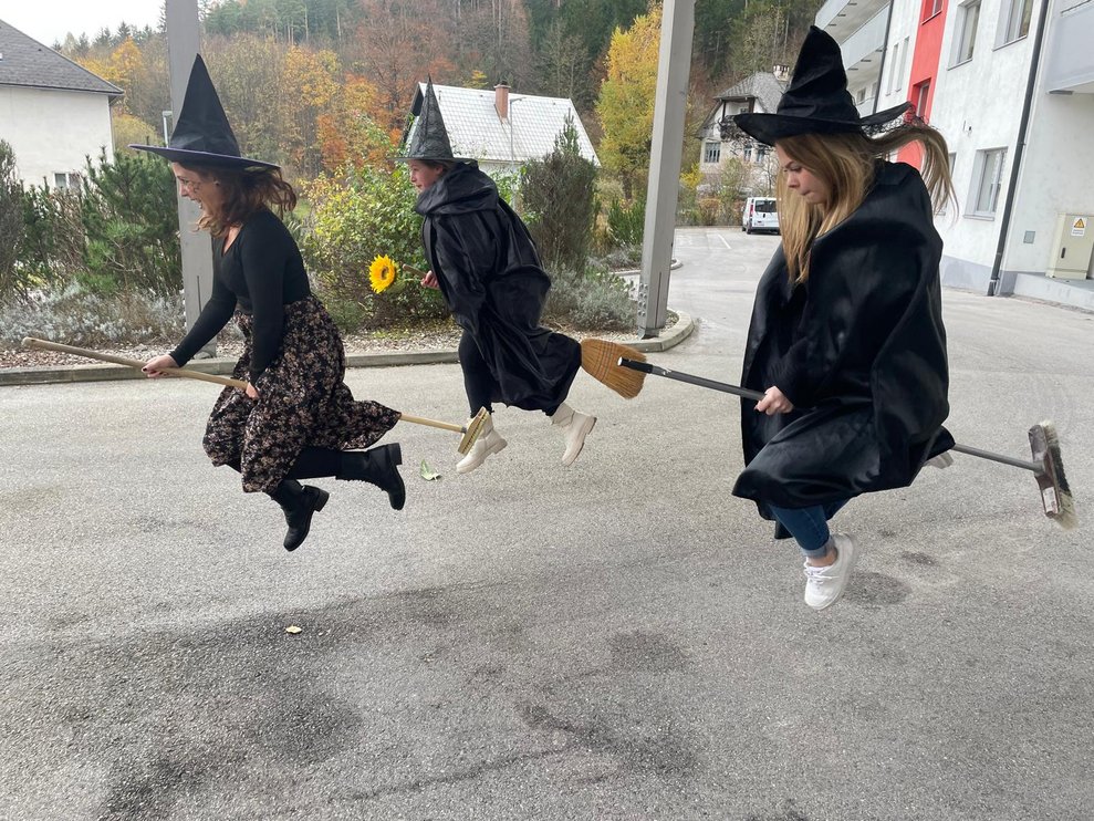 Hexen fliegen weg