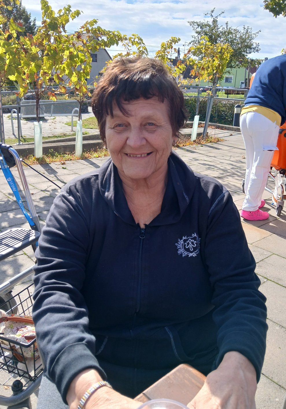 Frau