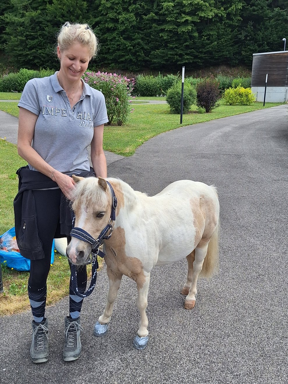 Ein Pony ist heute unser Gast!