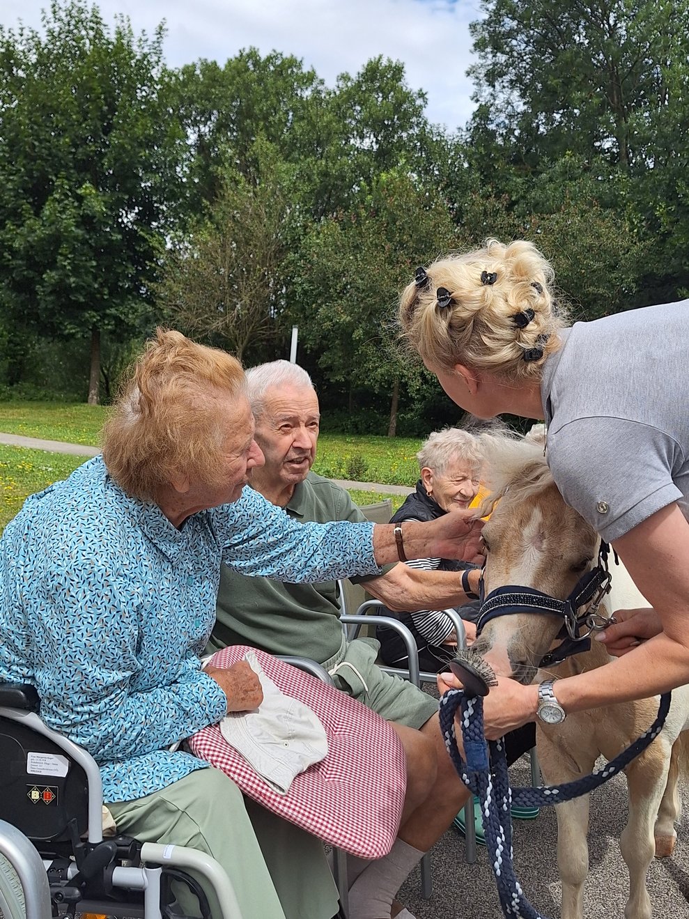 Es ist unglaublich, welche motorischen Fähigkeiten Joy wieder wachrufen kann.