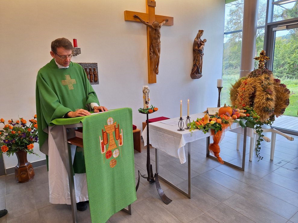 Die erste große Feierlichkeit für unseren neuen Pfarrvikar, Hrn. Mag. Hans-Otto Herweg, im PBZ Scheiblingkirchen.
