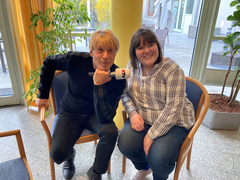 Nina mit Dominik Heinzl