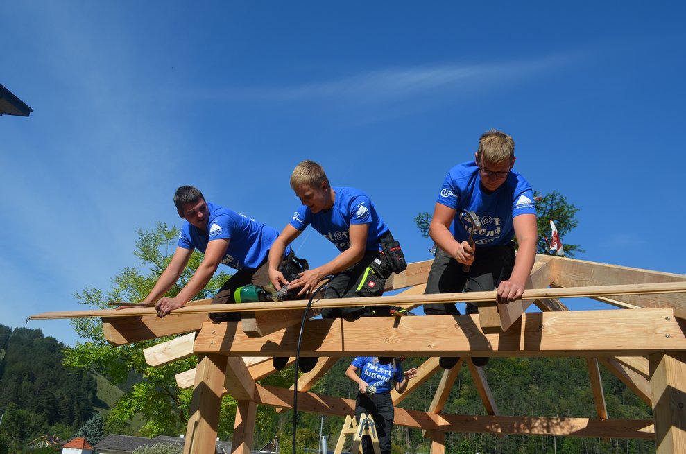 weiter wird gearbeitet