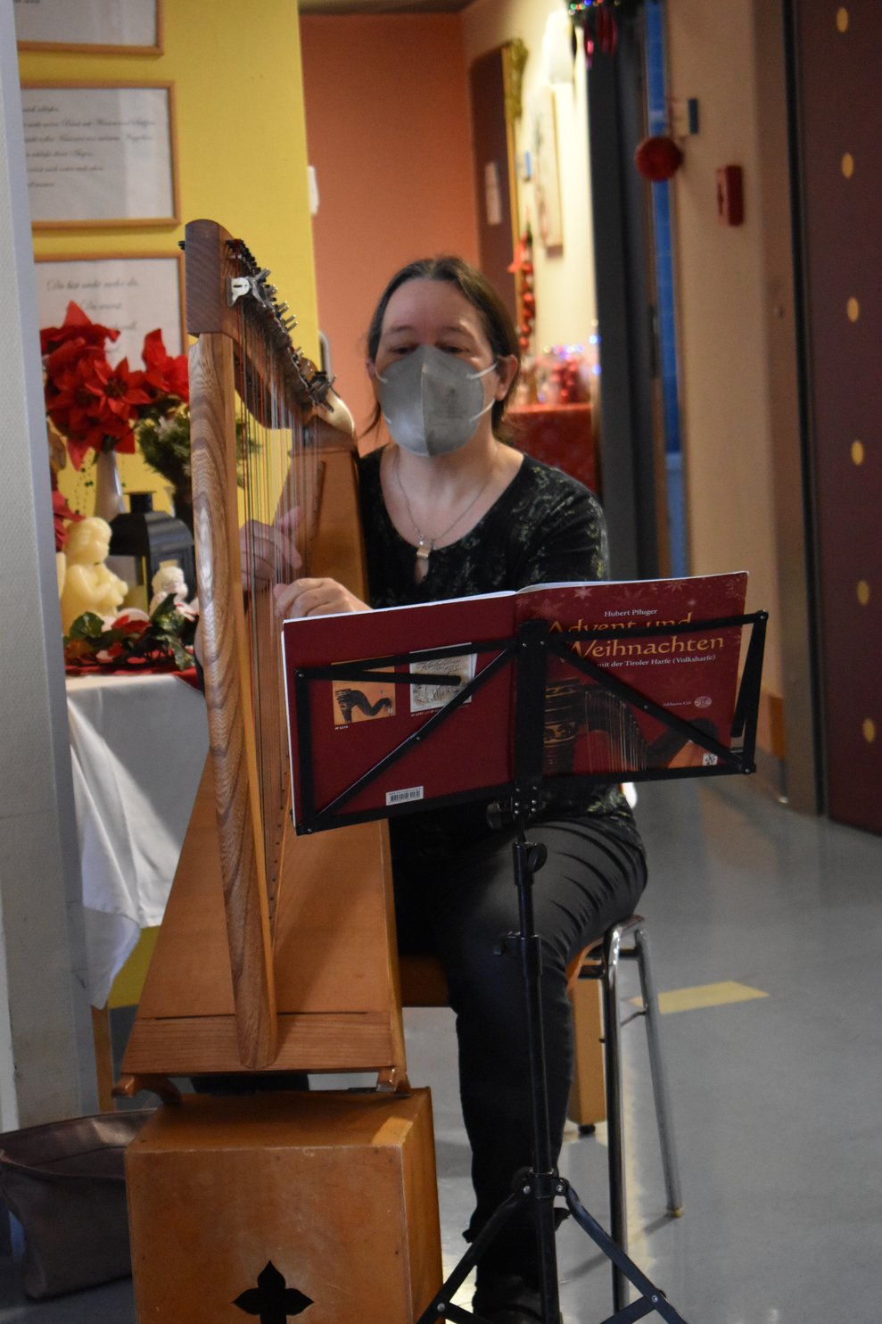 Weihnachtsmärchen und Harfenmusik