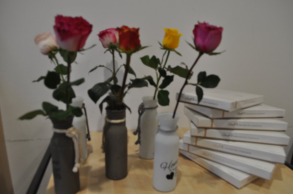 Blumen und Pralinen